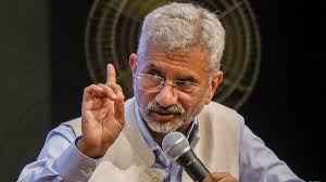 New Delhi: बांग्लादेश में भारतीय बांध से छोड़ा गया पानी, भारत के खिलाफ भड़काने के लिए बांग्लादेश में कट्टरपंथी चला रहे प्रोपेगेंडा? MEA ने दिया दो टूक जवाब